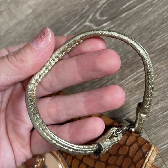 Fossil cowhide leather snake embossed wristlet wallet - Picture 3 of 10